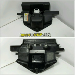 08 2010 APRILIA DORSODURO plastique