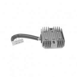 Régulateur de tension 12V...